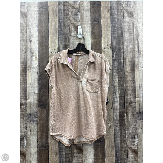 Top Short Sleeve By Jane And Delancey In Tan, Size: M
