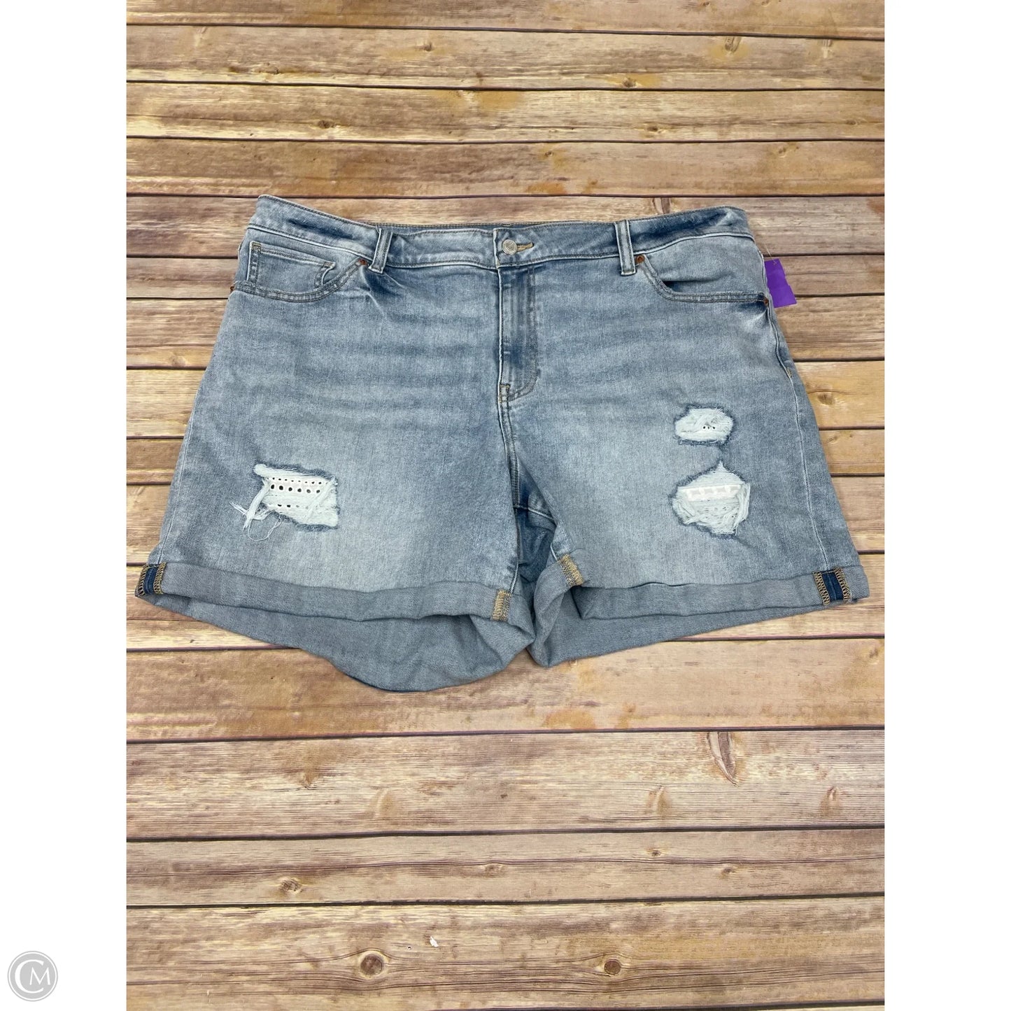 Shorts By Maurices In Blue Denim, Size: 20