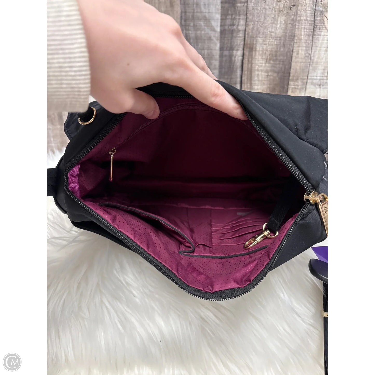 Crossbody By Travelon, Size: Medium