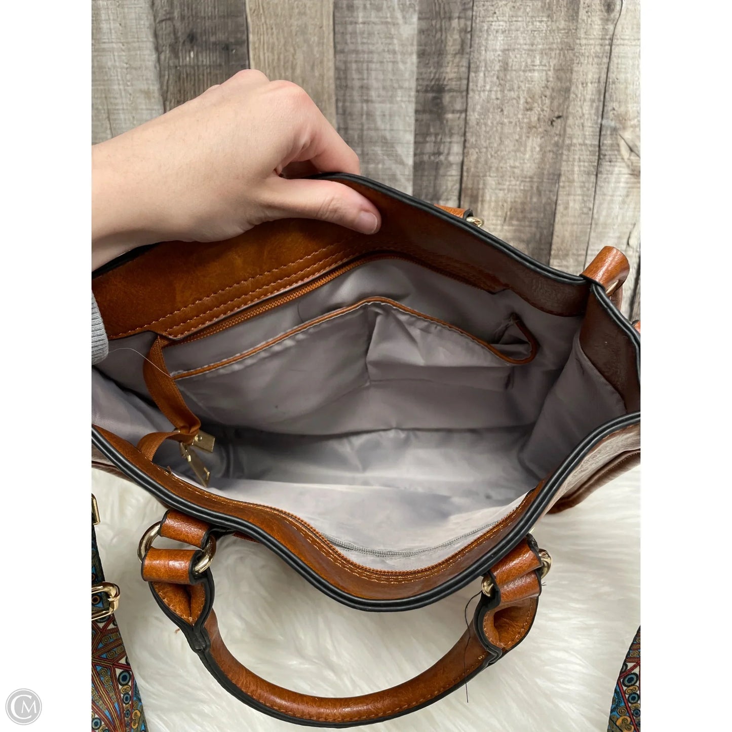 Crossbody By Cmf, Size: Medium