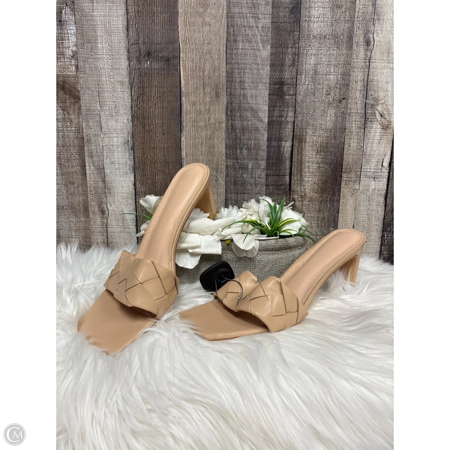 Sandals Heels Block By Forever 21 In Tan, Size: 12