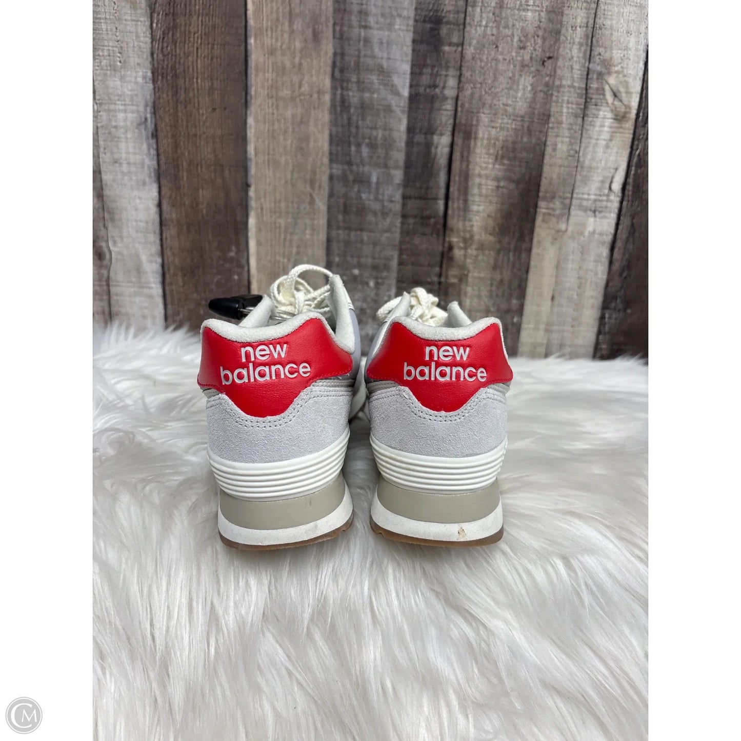 Shoes Athletic By New Balance In Cream & Red, Size: 7.5