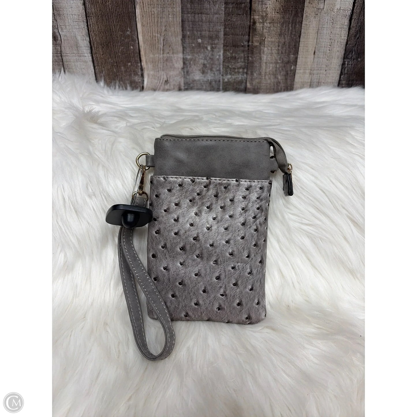 Crossbody By Cmf, Size: Small