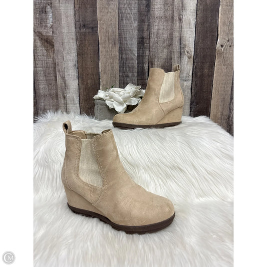 Boots Ankle Heels By Serra In Tan, Size: 9