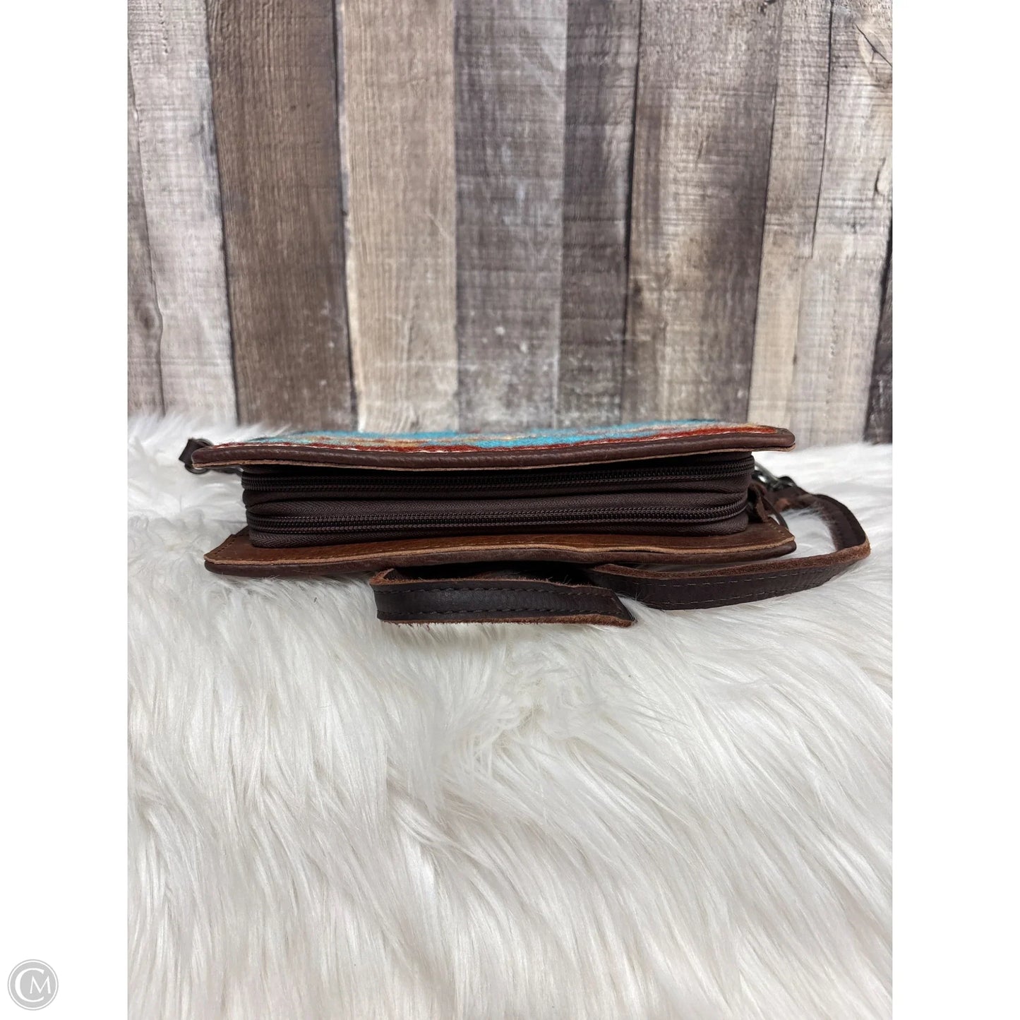 Crossbody Leather By Cme, Size: Medium