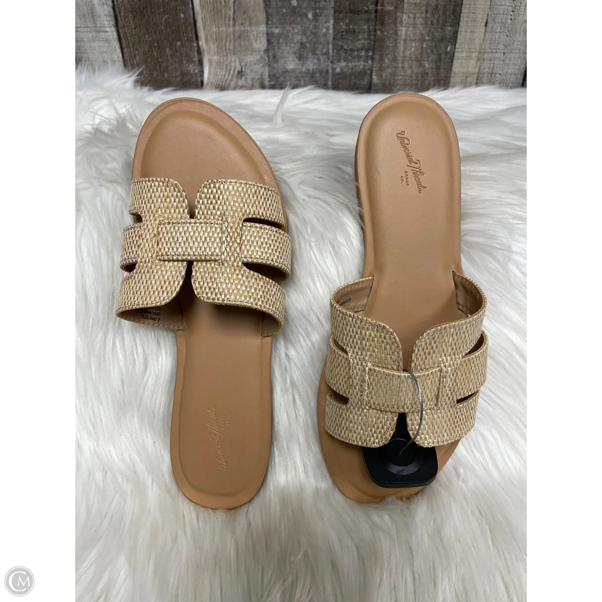 Sandals Flats By Universal Thread In Tan, Size: 8