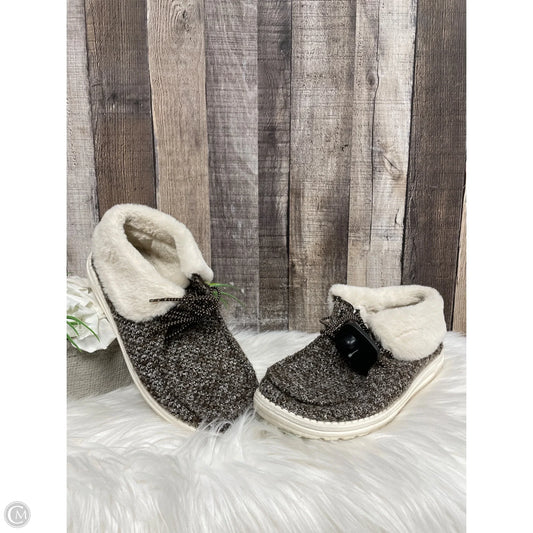Shoes Flats By Hey Dude In Brown, Size: 8