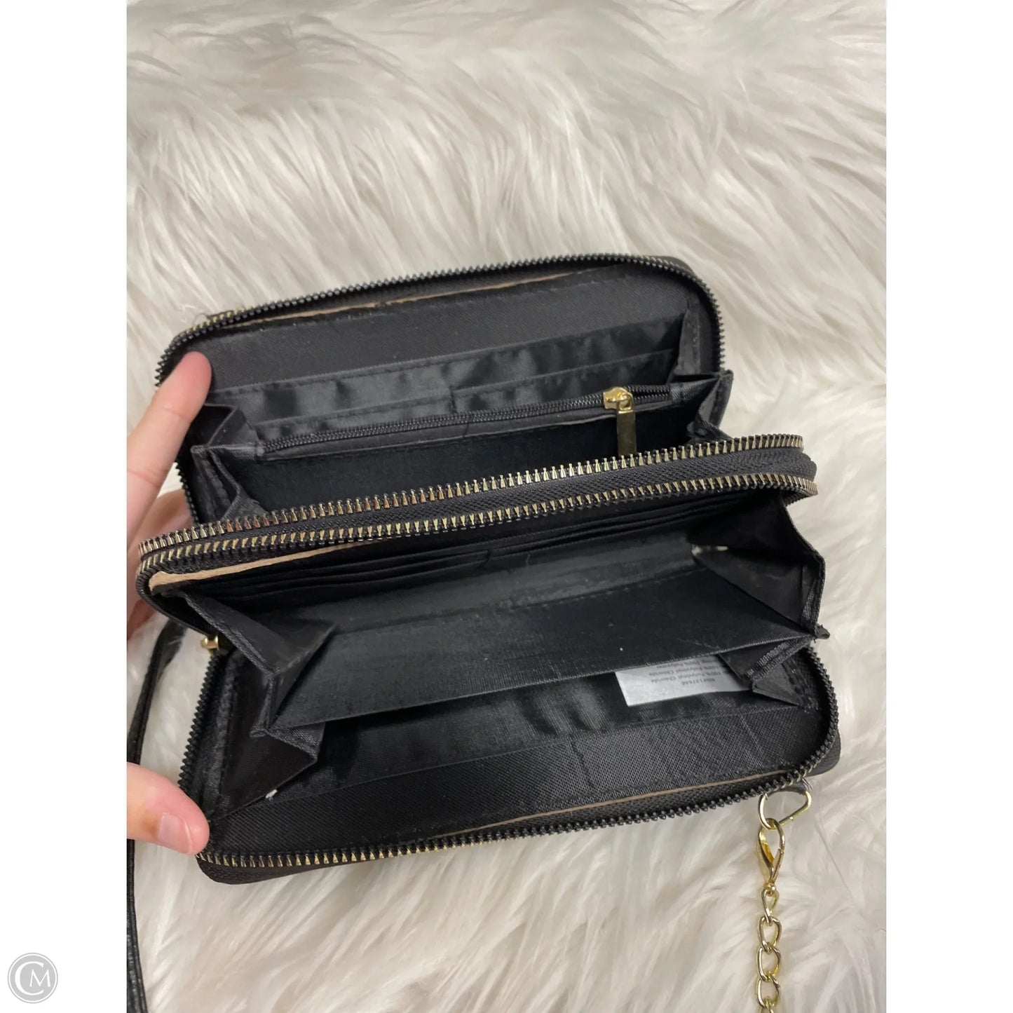 Crossbody By London Fog, Size: Small