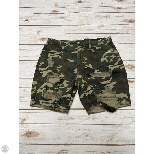 Shorts By Fashion Nova In Camouflage Print, Size: Xl