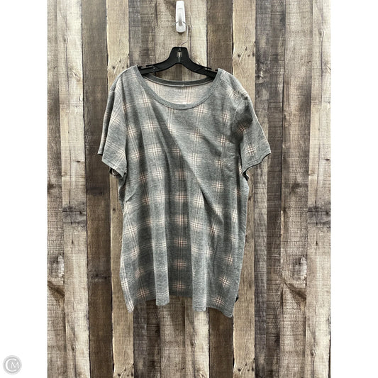 Top Short Sleeve Basic By Torrid In Plaid Pattern, Size: 3x