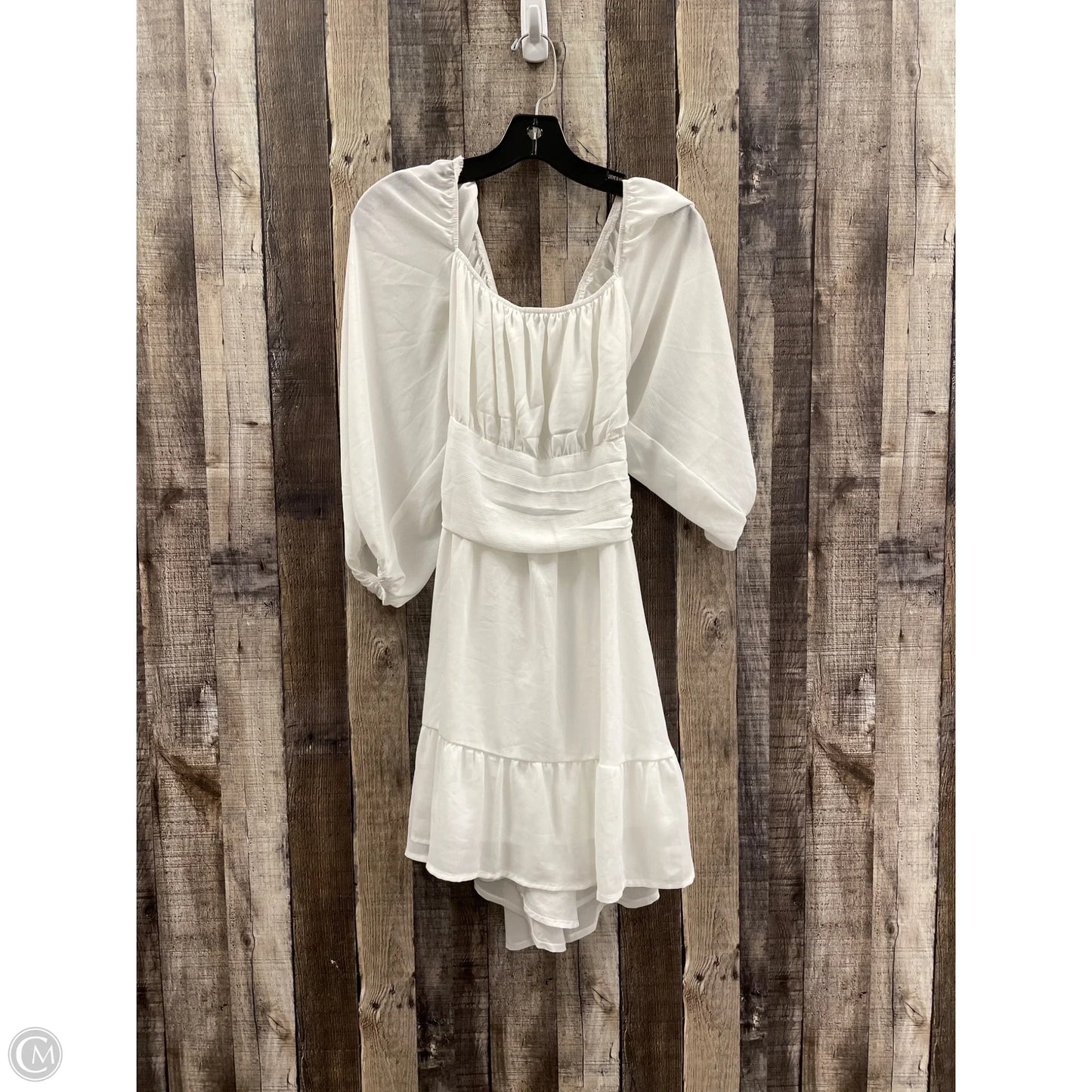 Dress Casual Short By Cmf In White, Size: M