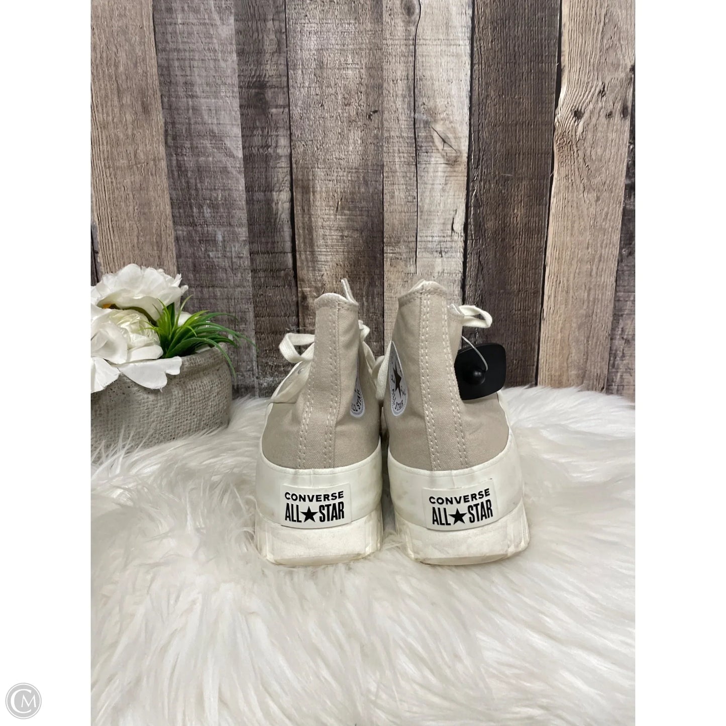 Shoes Sneakers By Converse In Beige, Size: 10.5