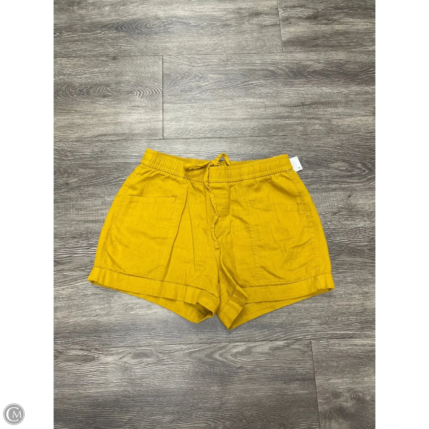 Shorts By Old Navy In Gold, Size: Xs