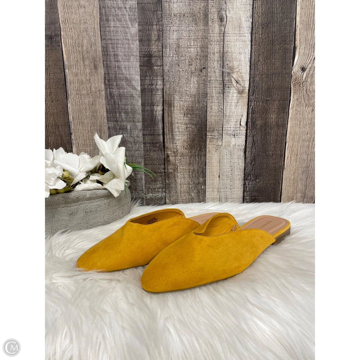 Shoes Flats By Old Navy In Yellow, Size: 9