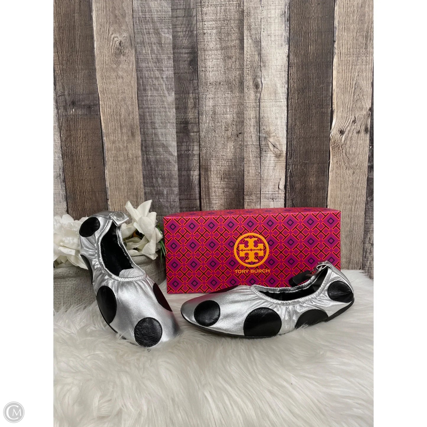 Shoes Designer By Tory Burch In Black & Silver, Size: 9