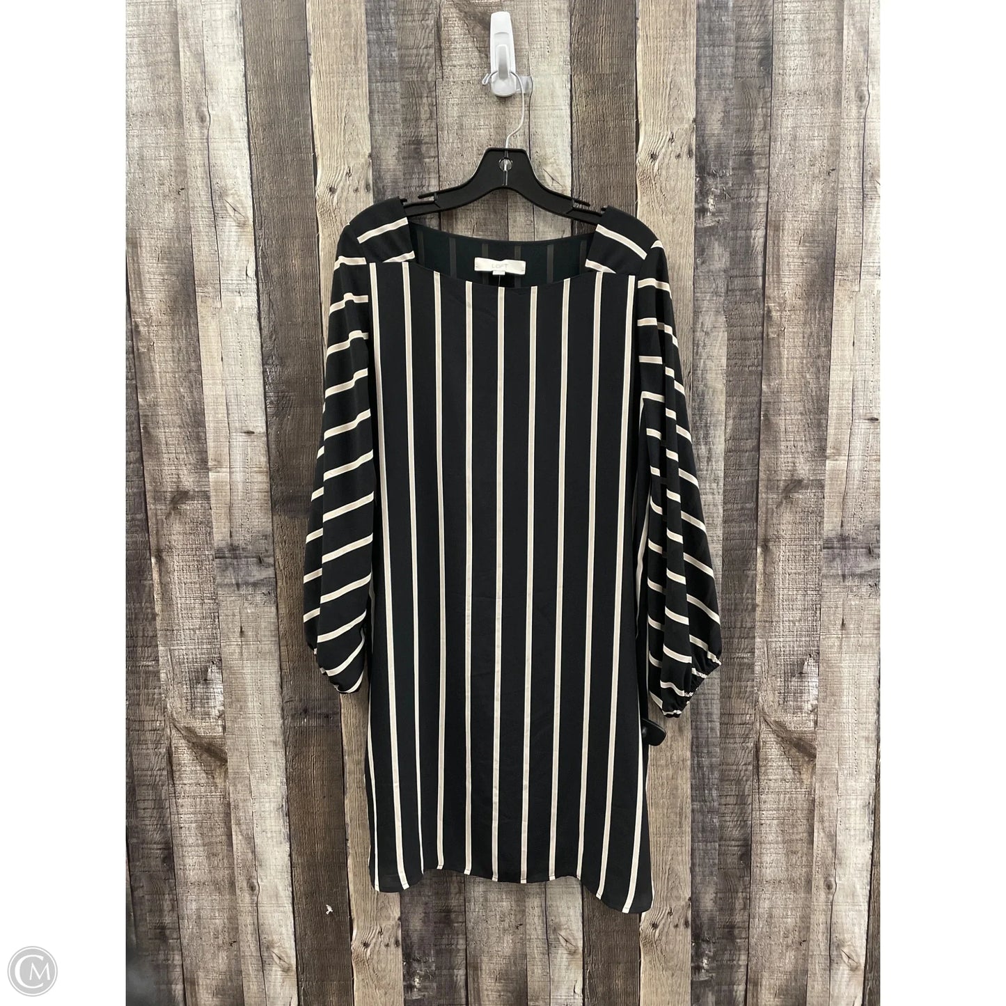 Dress Casual Short By Loft In Striped Pattern, Size: S