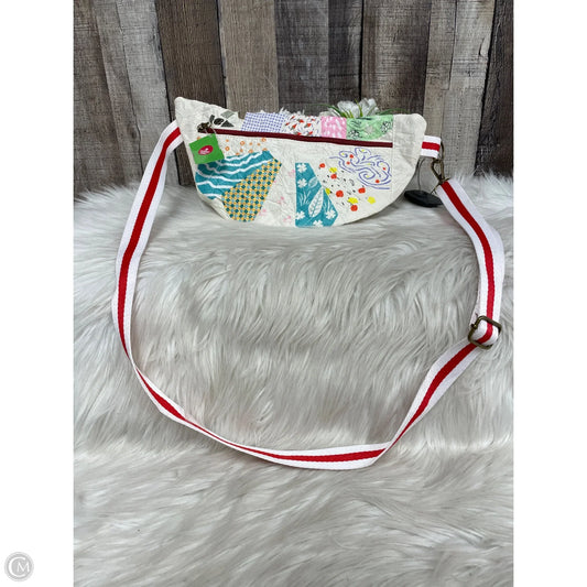 Crossbody By Clothes Mentor, Size: Small