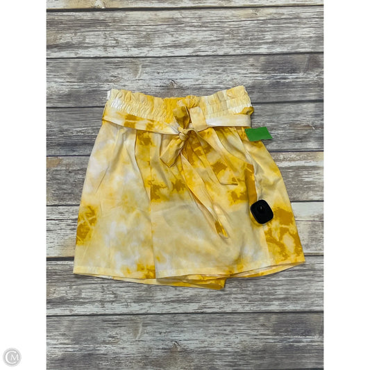 Shorts By Clothes Mentor In Yellow, Size: M