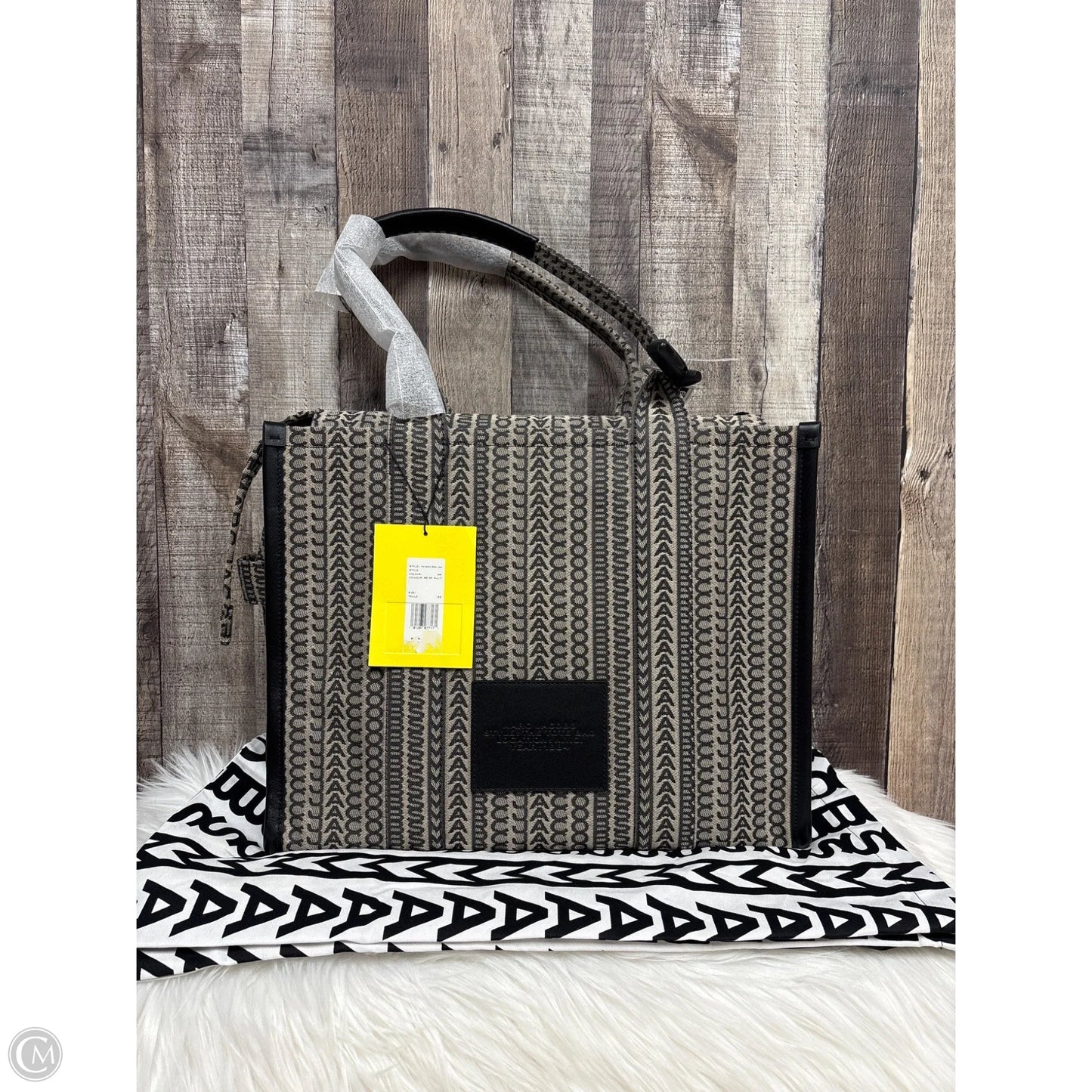 Tote Luxury Designer By Marc Jacobs, Size: Large