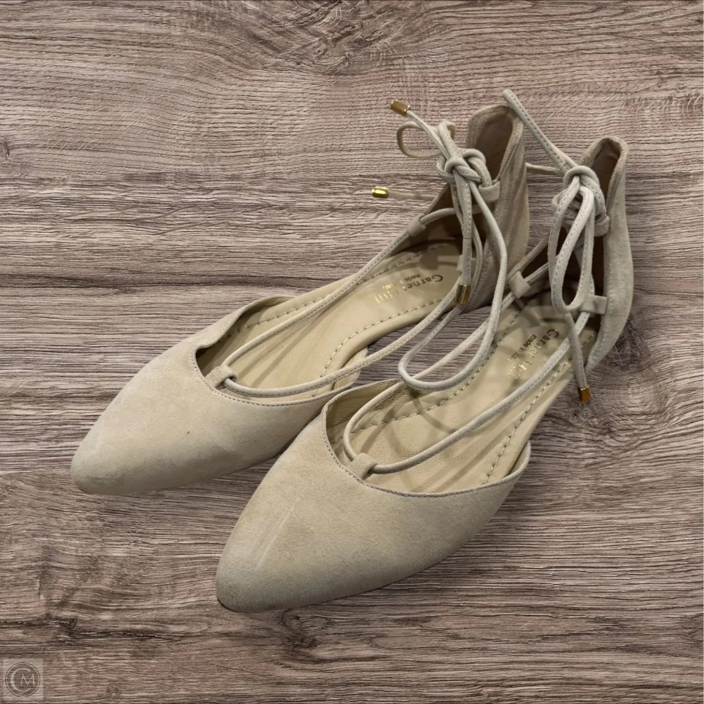 Shoes Flats By Garnet Hill In Cream, Size: 6