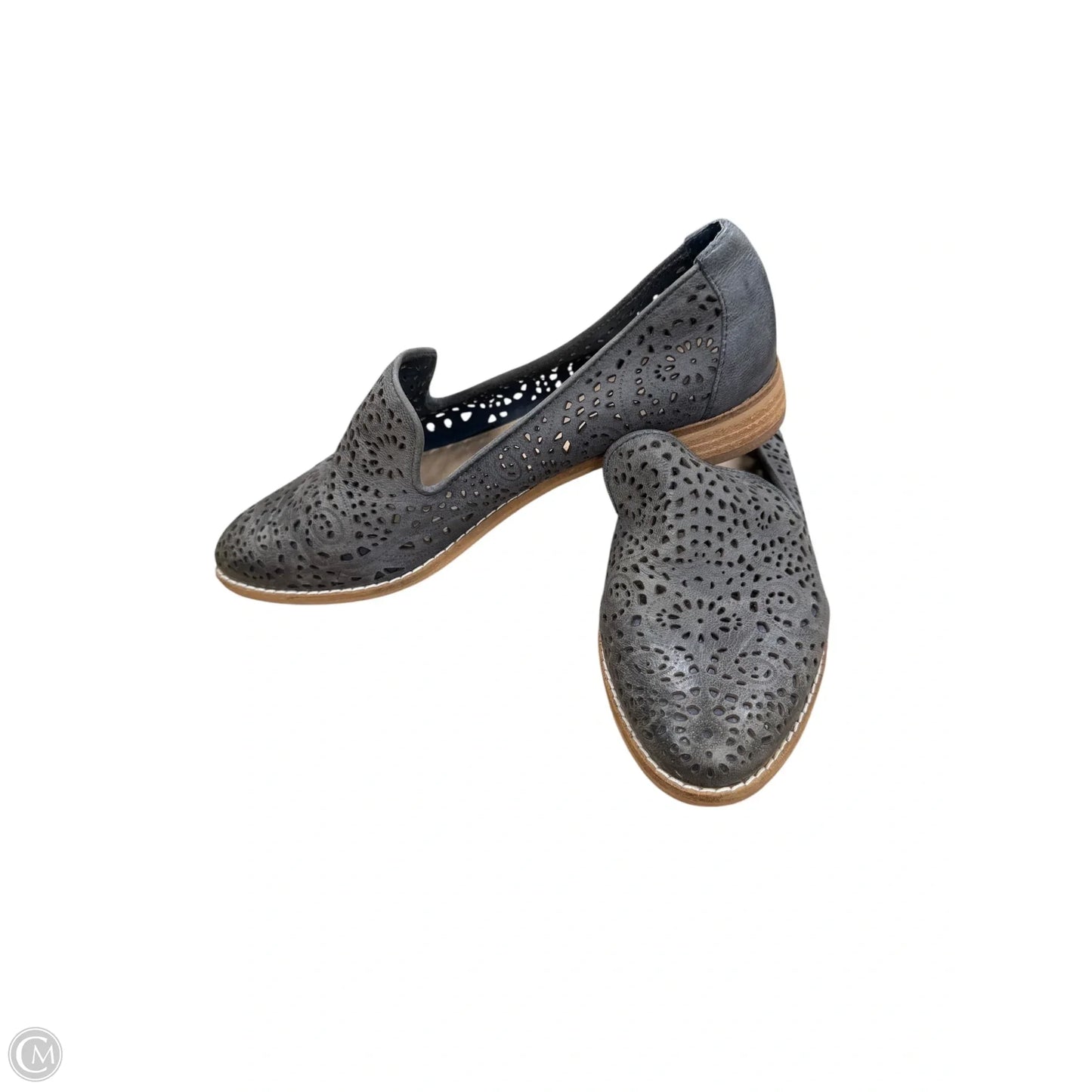 Shoes Flats By Cma In Grey, Size: 6.5