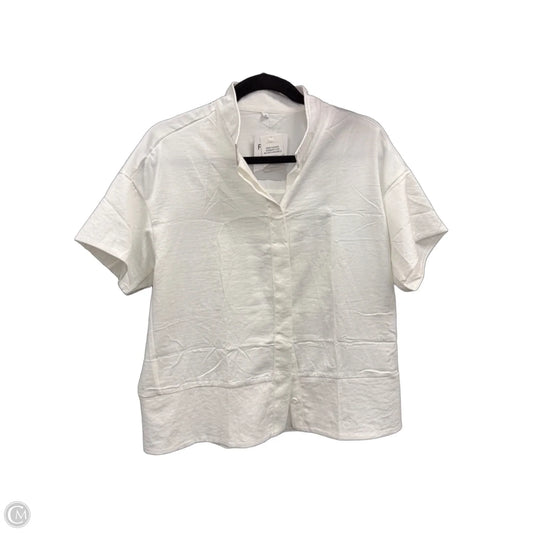 Top Short Sleeve By Cme In White, Size: M
