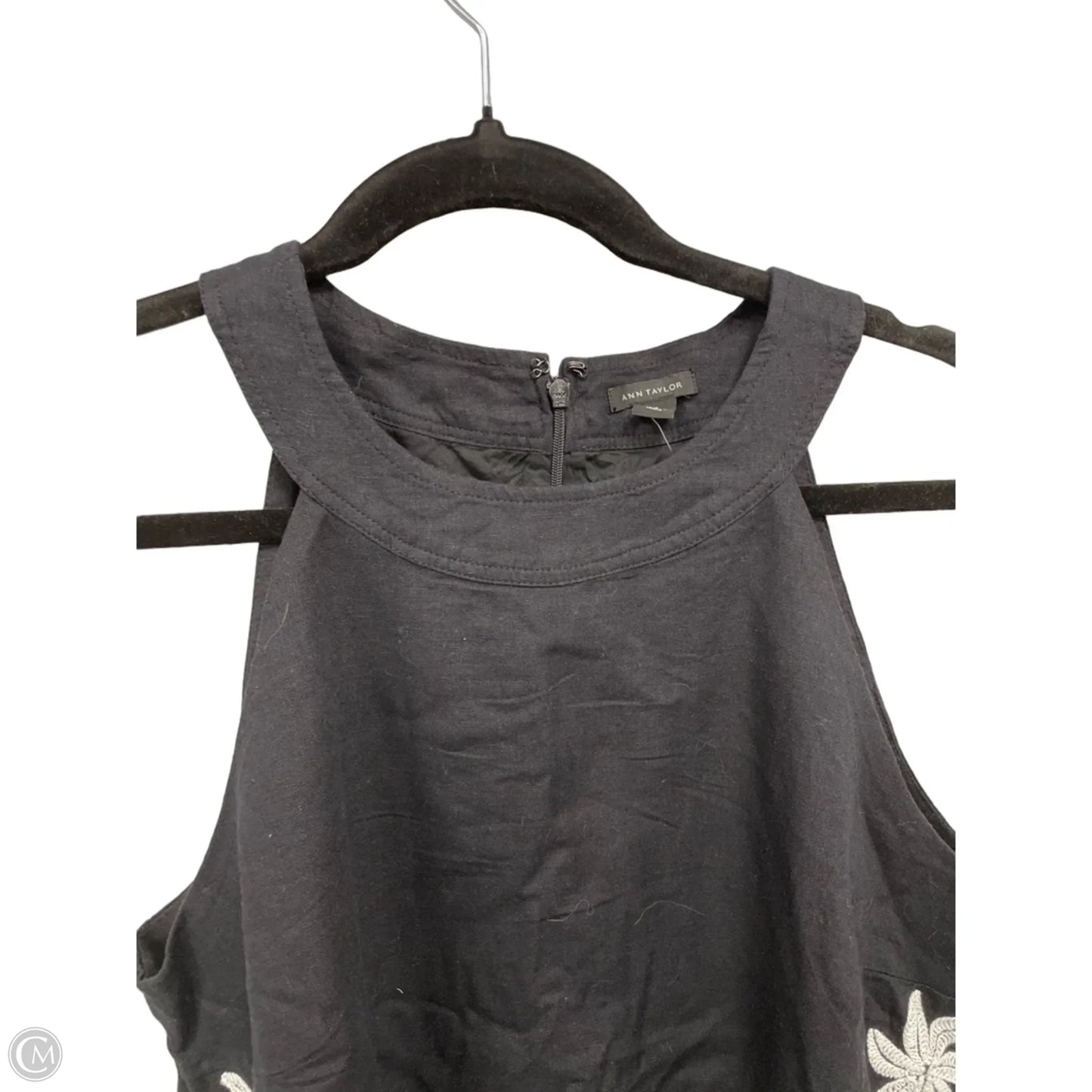 Blouse Sleeveless By Ann Taylor In Black & White, Size: S