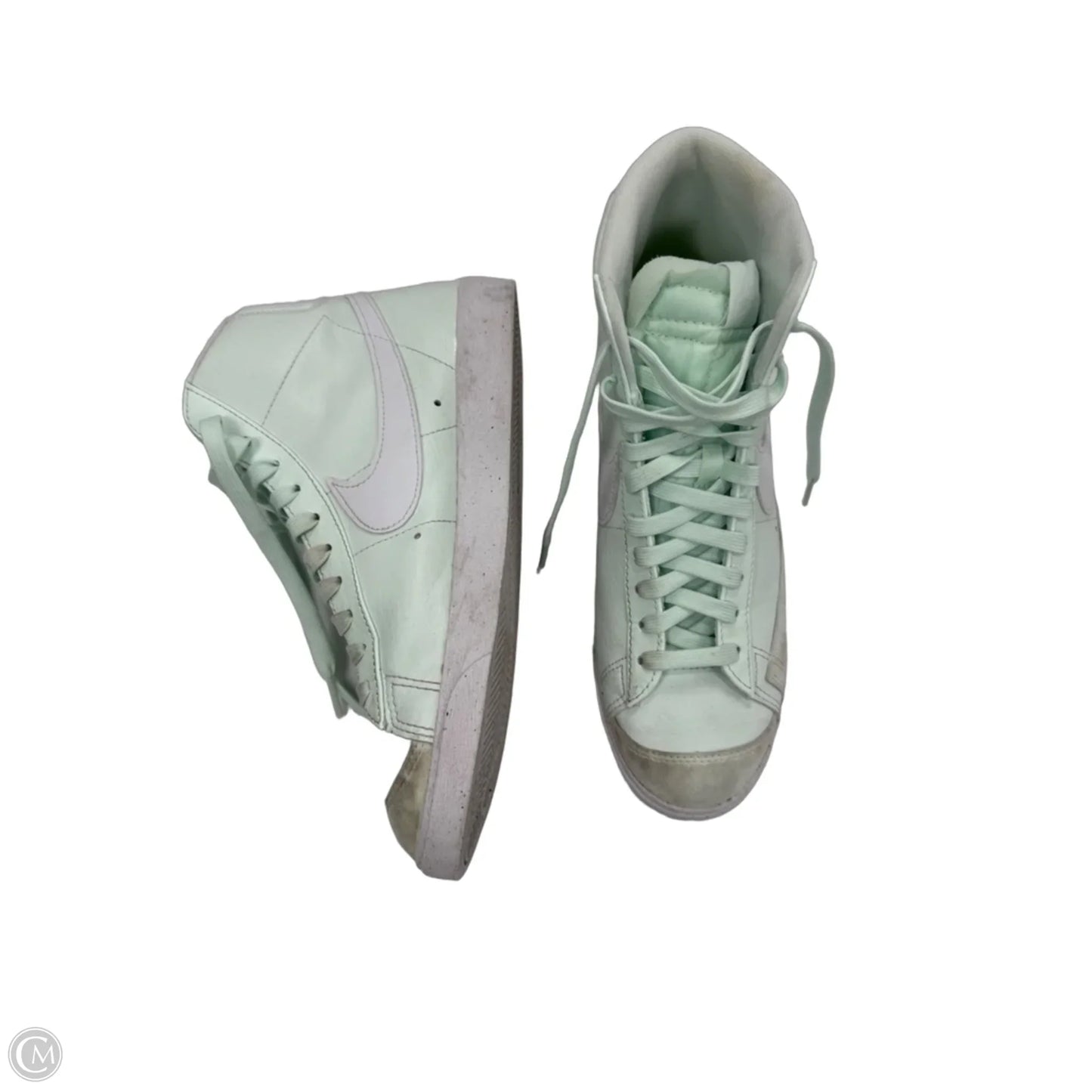 Shoes Sneakers By Nike In Green & White, Size: 10