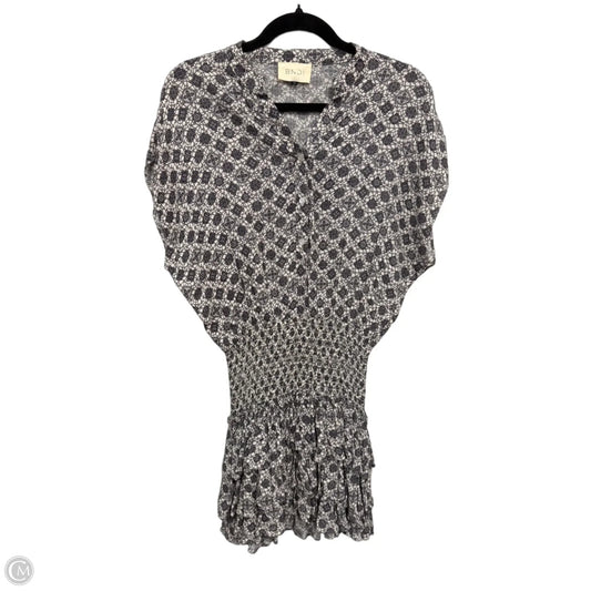 Dress Casual Short By Clothes Mentor In Black & White, Size: M