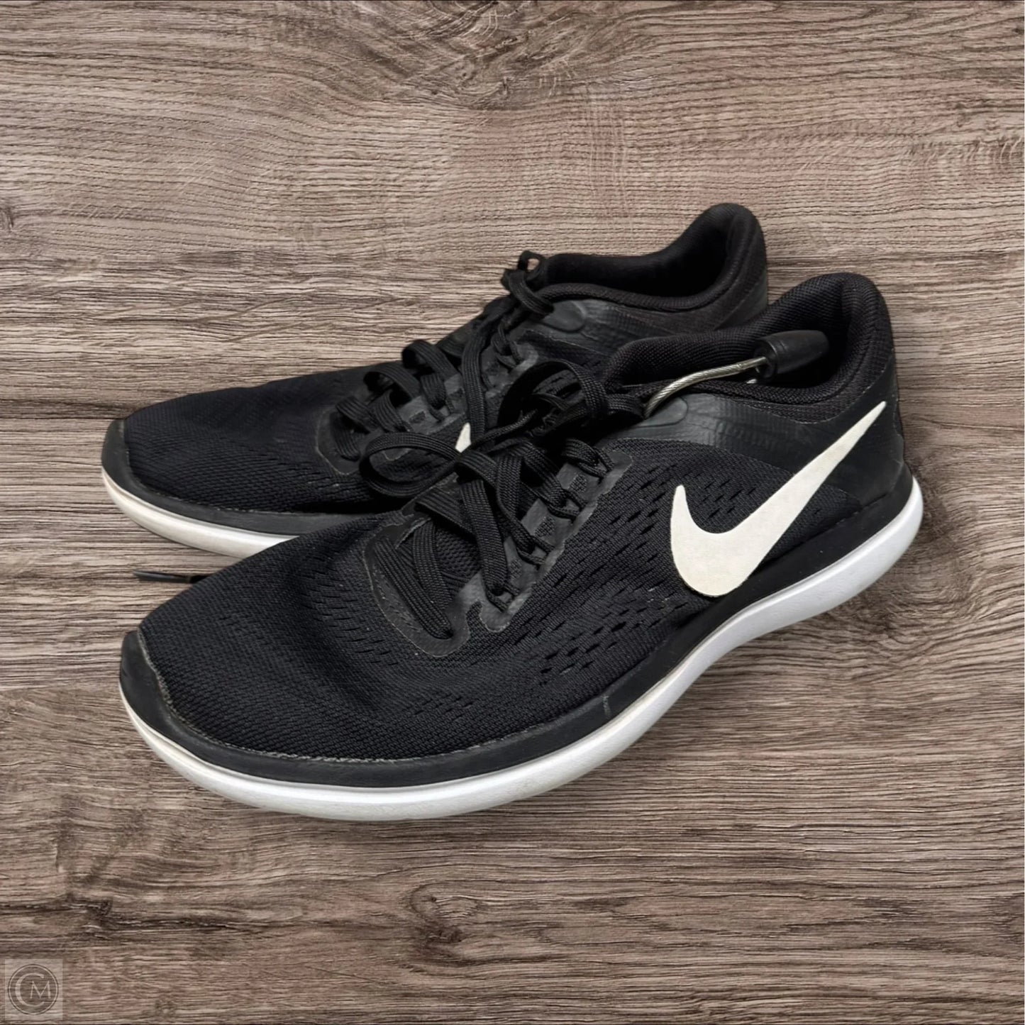 Shoes Athletic By Nike In Black, Size: 6