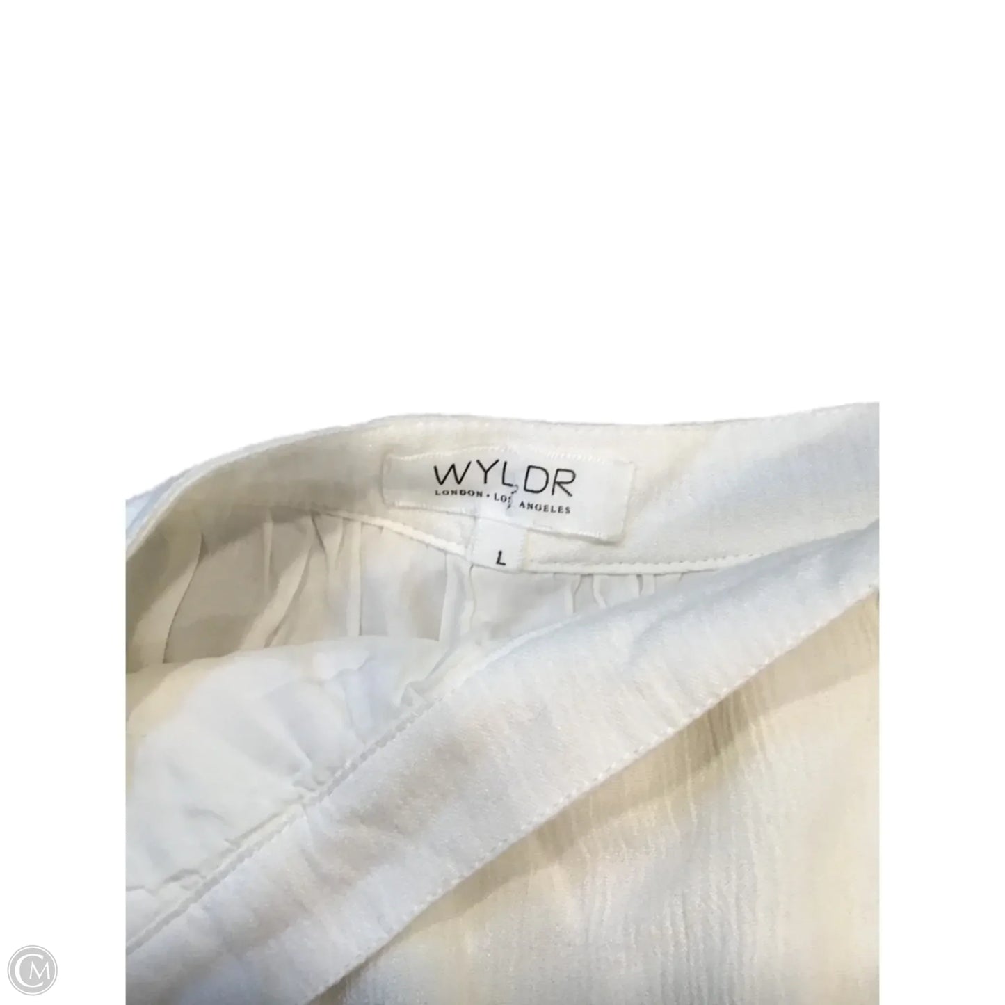 Shorts By Clothes Mentor In Cream, Size: L