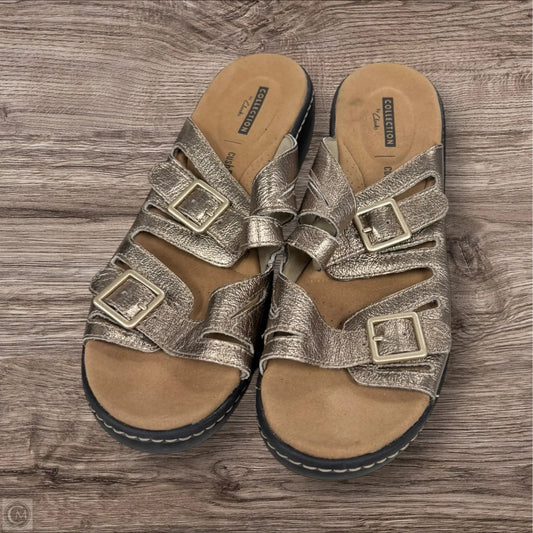 Sandals Flats By Clarks In Gold, Size: 9