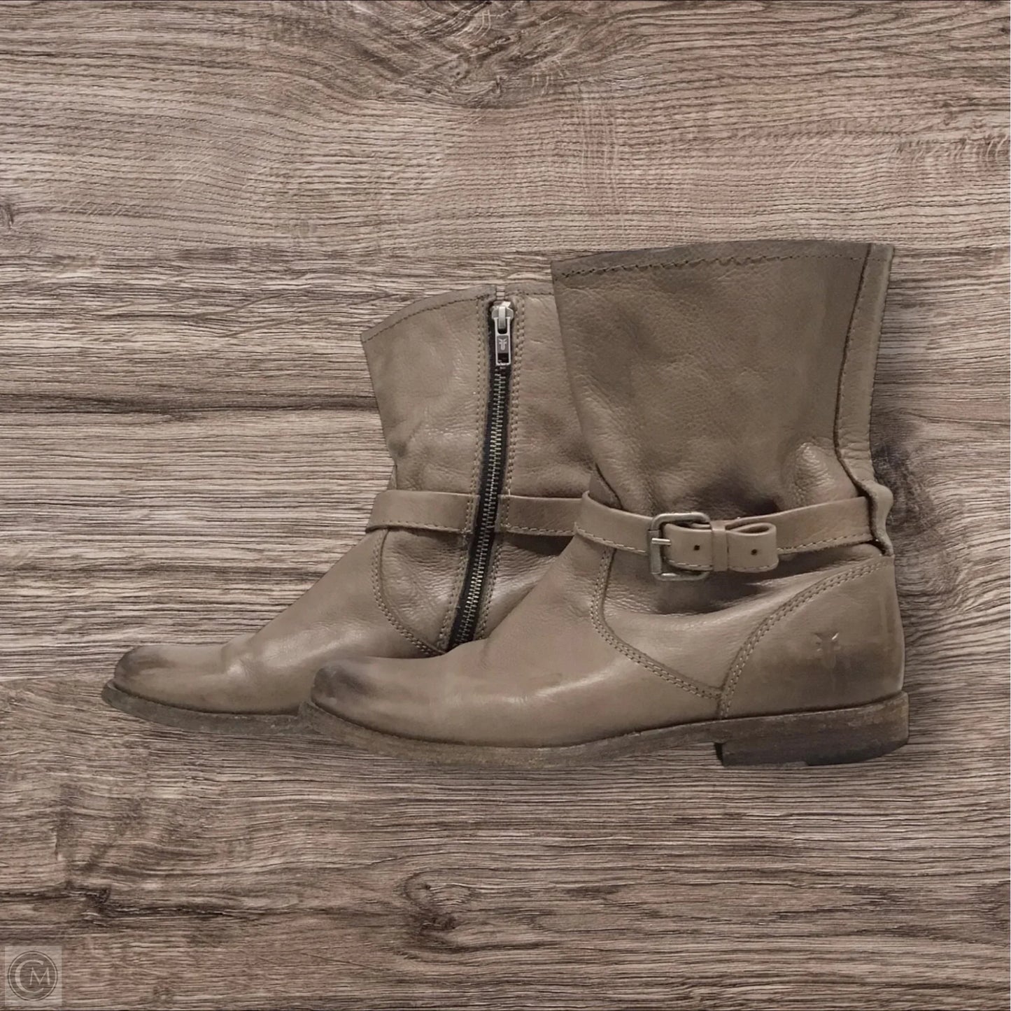Boots Designer By Frye In Beige, Size: 9
