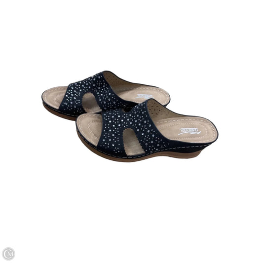 Sandals Heels Wedge By Clothes Mentor In Black & Silver, Size: 11.5