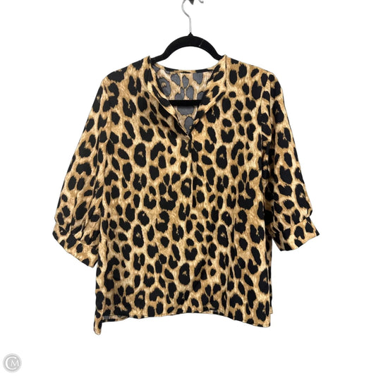 Top Short Sleeve By Clothes Mentor In Animal Print, Size: L