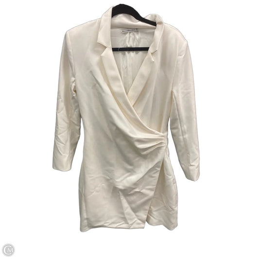Dress Casual Short By Abercrombie And Fitch In Cream, Size: M