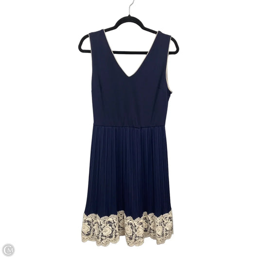 Dress Casual Short By Clothes Mentor In Blue & Cream, Size: Xl