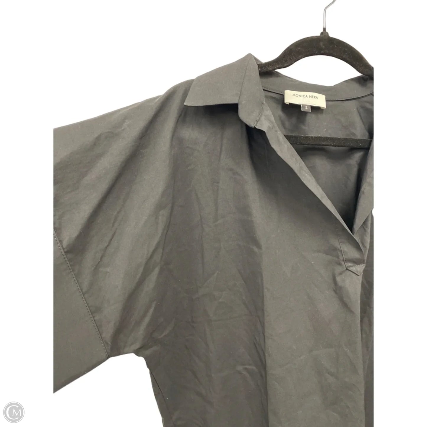 Top Short Sleeve By Clothes Mentor In Black, Size: S