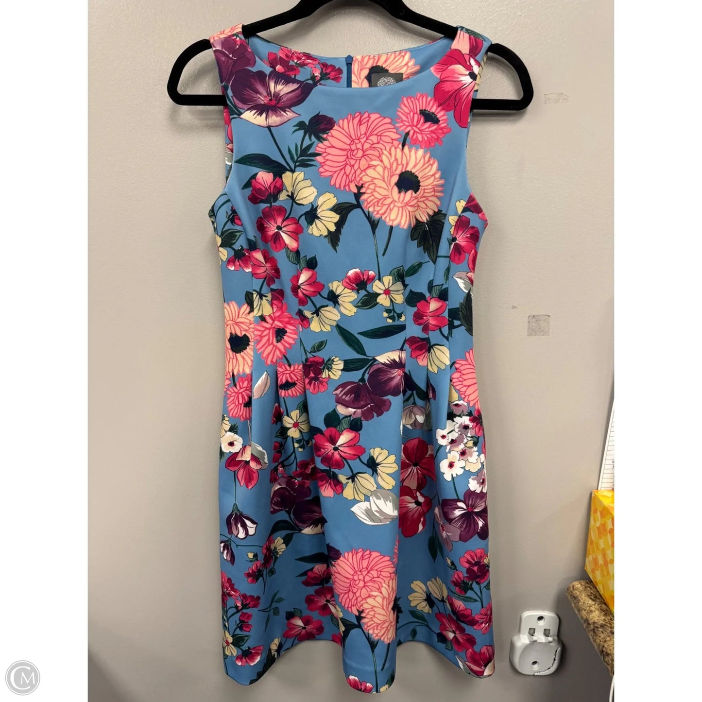 Dress Casual Short By Vince Camuto In Blue & Pink, Size: 4