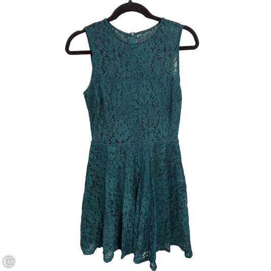 Dress Casual Short By Lulus In Green, Size: S