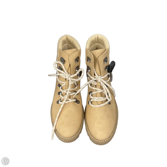 Boots Hiking By Universal Thread In Tan, Size: 9.5