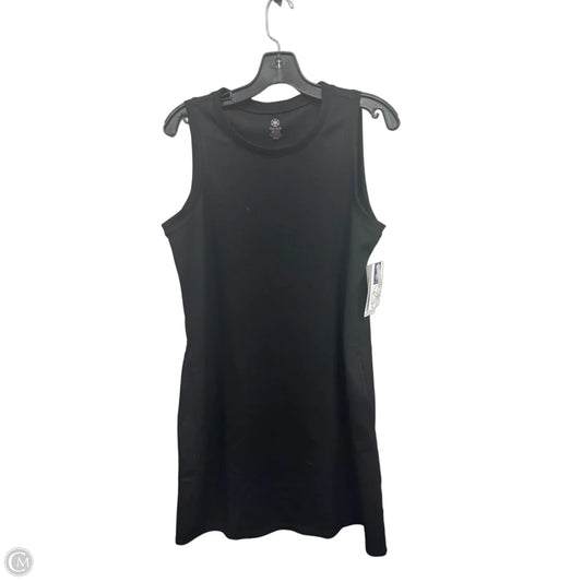 Dress Casual Short By Gaiam In Black, Size: M