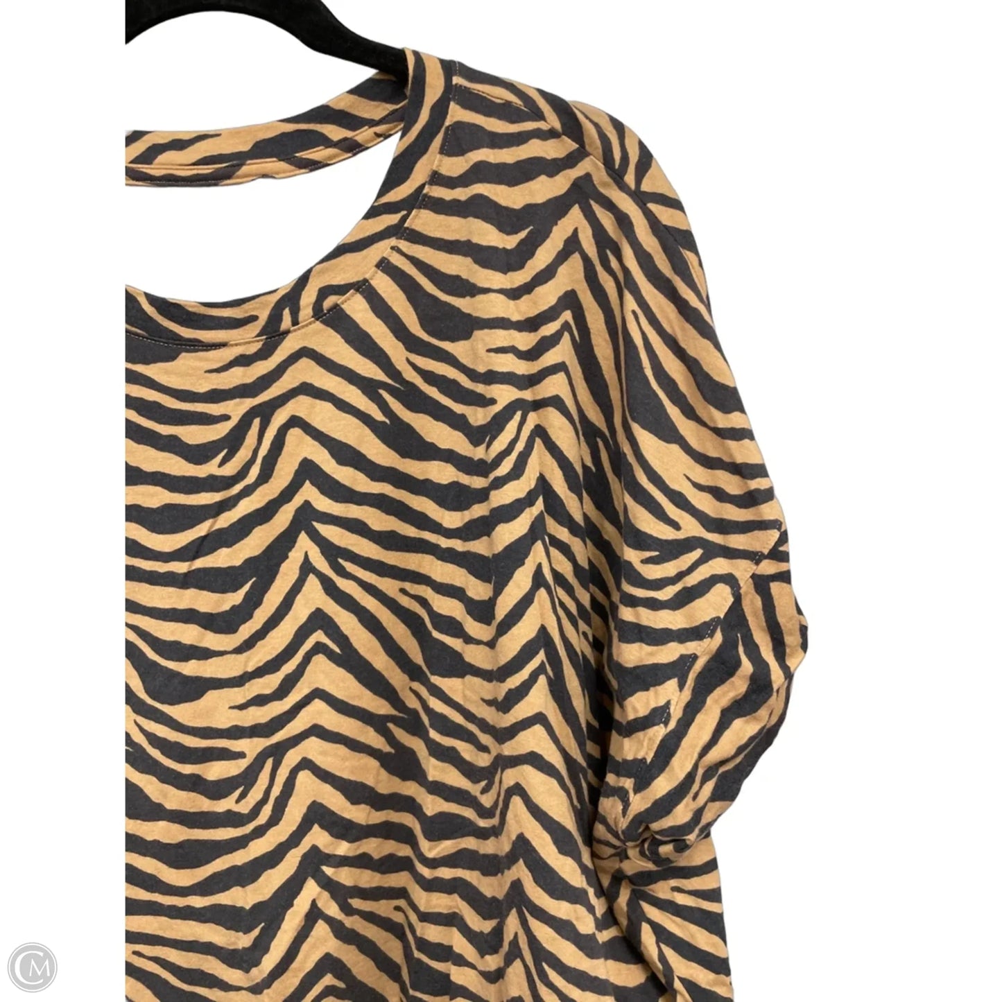 Top Short Sleeve By Banana Republic In Black & Brown, Size: Xl