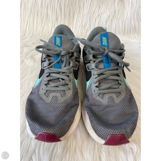 Shoes Athletic By Nike In Grey, Size: 7
