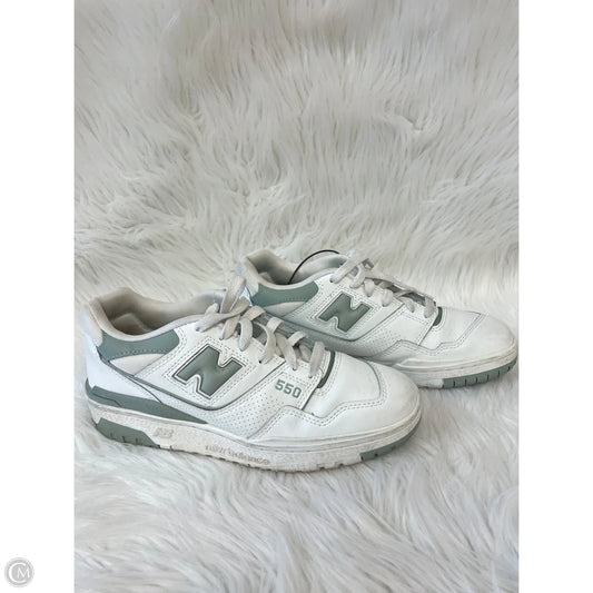 Shoes Sneakers By New Balance In Green & White, Size: 8.5
