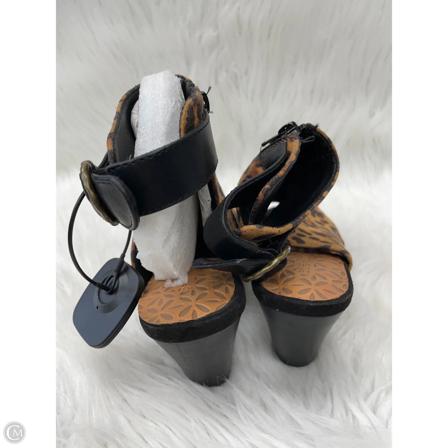 Shoes Heels Block By Bare Traps In Animal Print, Size: 7.5