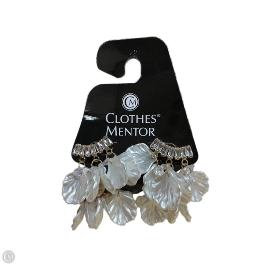 Earrings Dangle/drop By Clothes Mentor