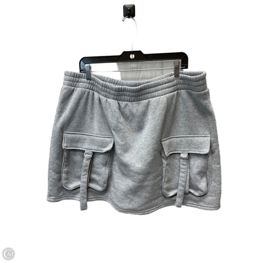 Skort By Clothes Mentor In Grey, Size: 24