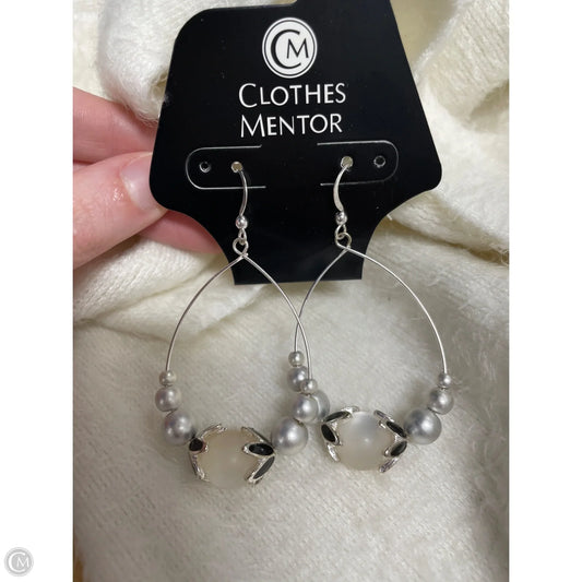 Earrings Dangle/drop By Clothes Mentor