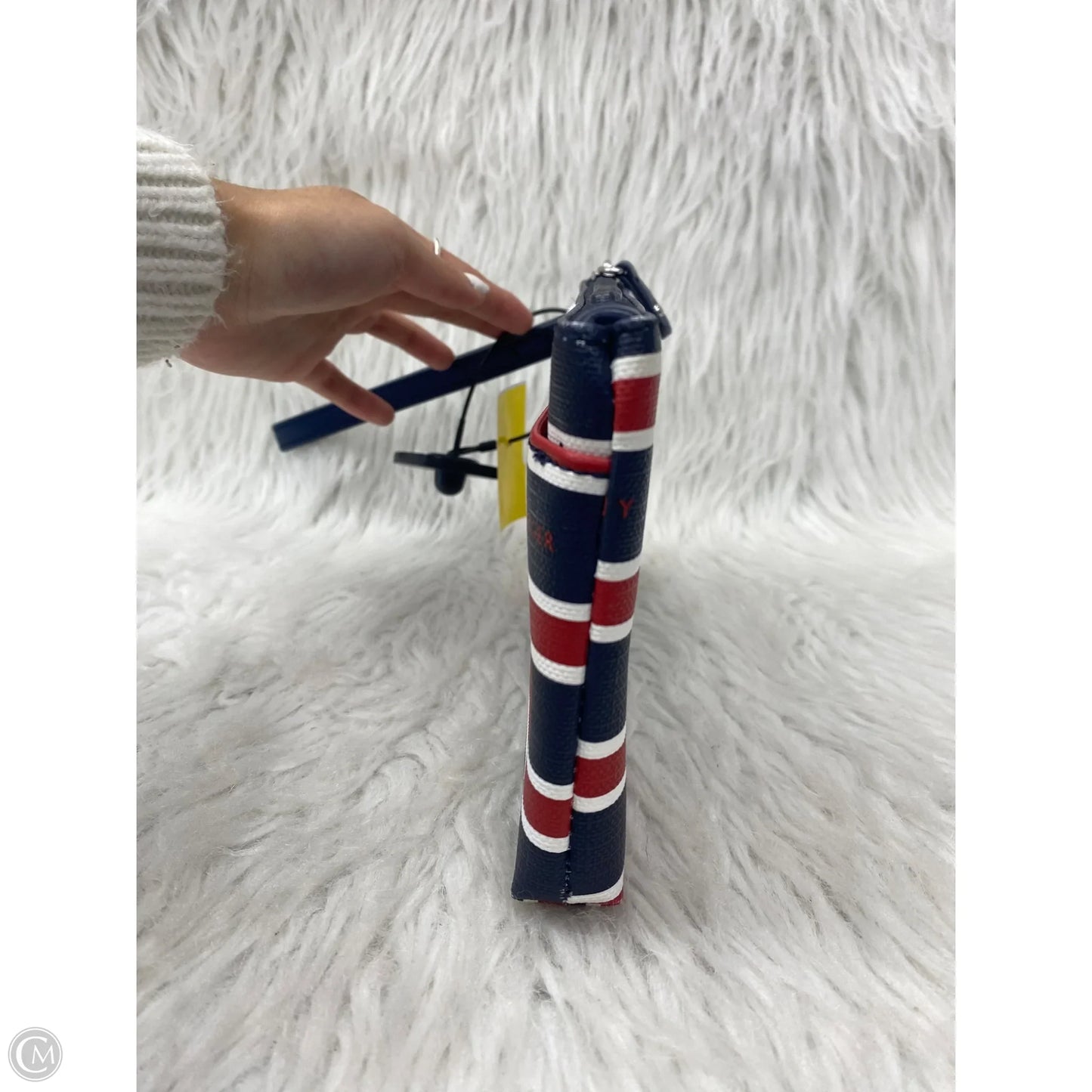 Wristlet By Tommy Hilfiger, Size: Medium